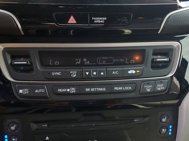 Used 2022 Honda Pilot Elite image 32