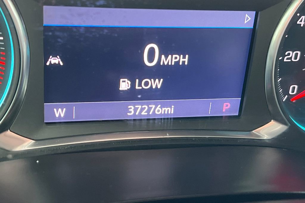 Used 2023 Chevrolet Traverse LT image 31