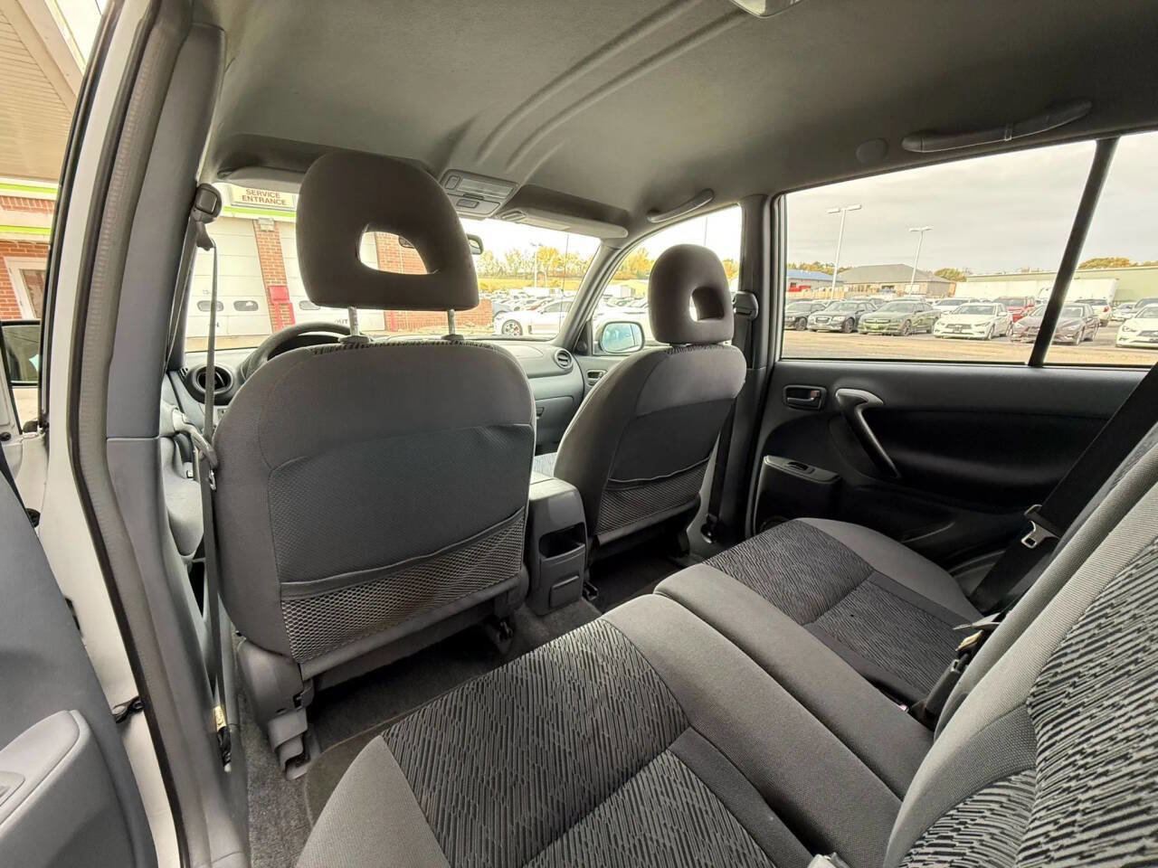 Used 2003 Toyota RAV4 2WD image 16