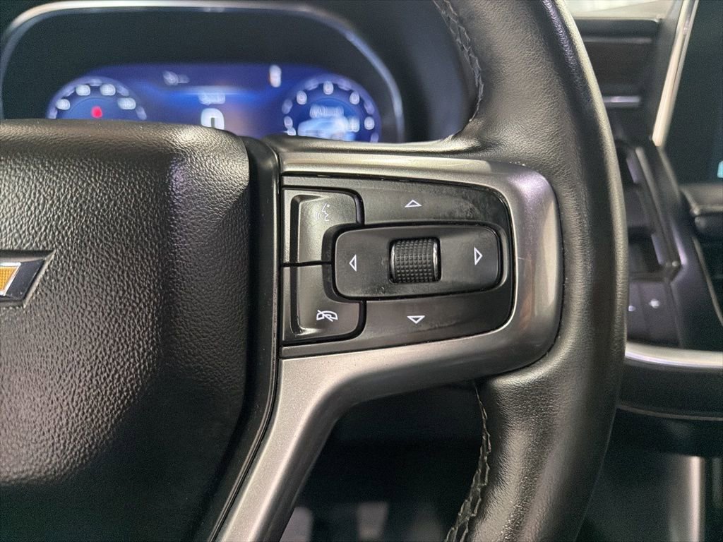 Used 2023 Chevrolet Suburban Premier image 20