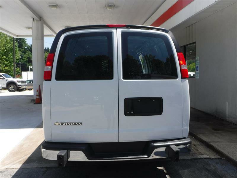 Used 2023 Chevrolet Express 2500 w/ Driver Convenience Package image 7