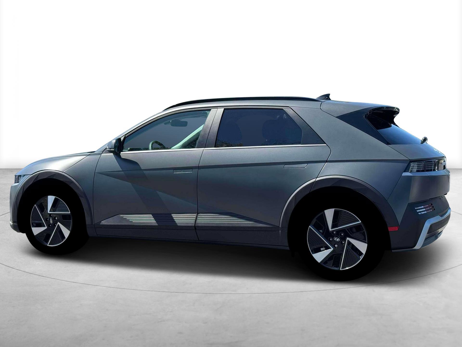 New 2026 Hyundai Ioniq 5 SEL RWD image 4
