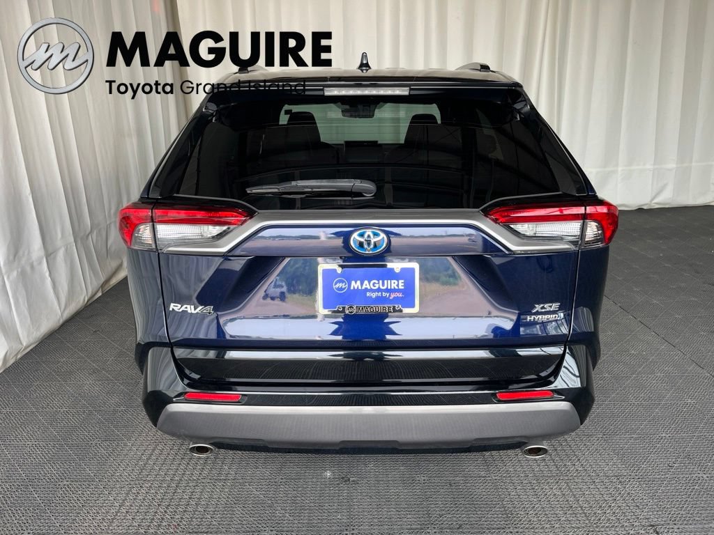 Used 2021 Toyota RAV4 XSE AWD/4WD image 31