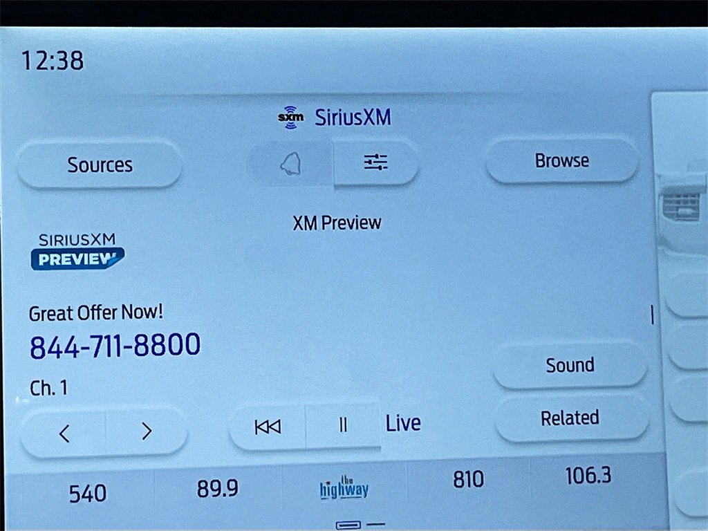 Used 2024 Ford Expedition XLT image 15