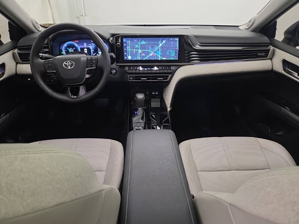 Used 2026 Toyota Camry XLE w/ Premium Plus Package AWD/4WD image 22