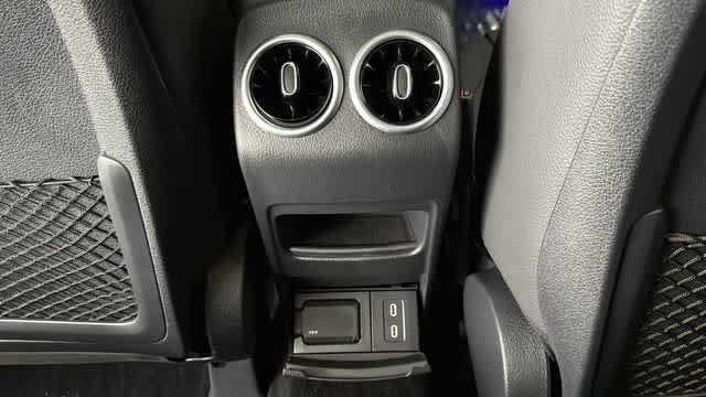 Certified 2026 Mercedes-Benz GLB 250 4MATIC image 30
