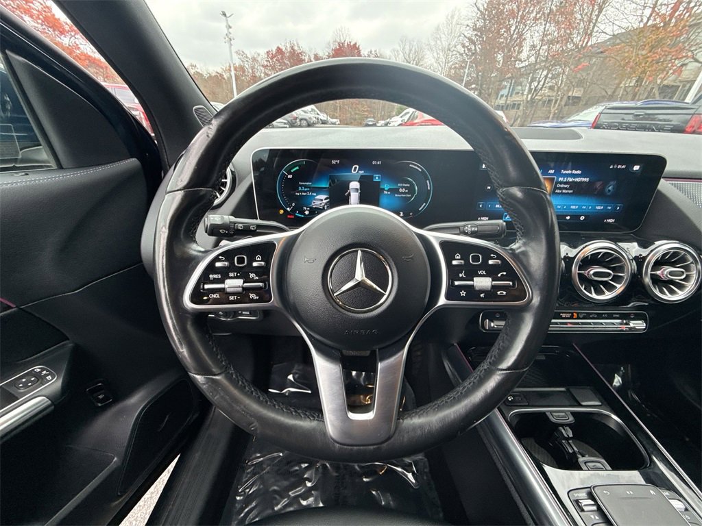 Used 2021 Mercedes-Benz GLA 250 4MATIC image 11