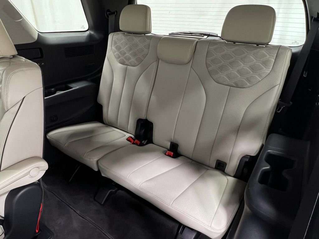 Used 2021 Hyundai Palisade Limited image 33