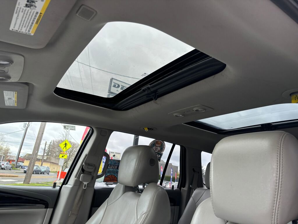 Used 2017 Buick Enclave Premium w/ Experience Buick Package image 17