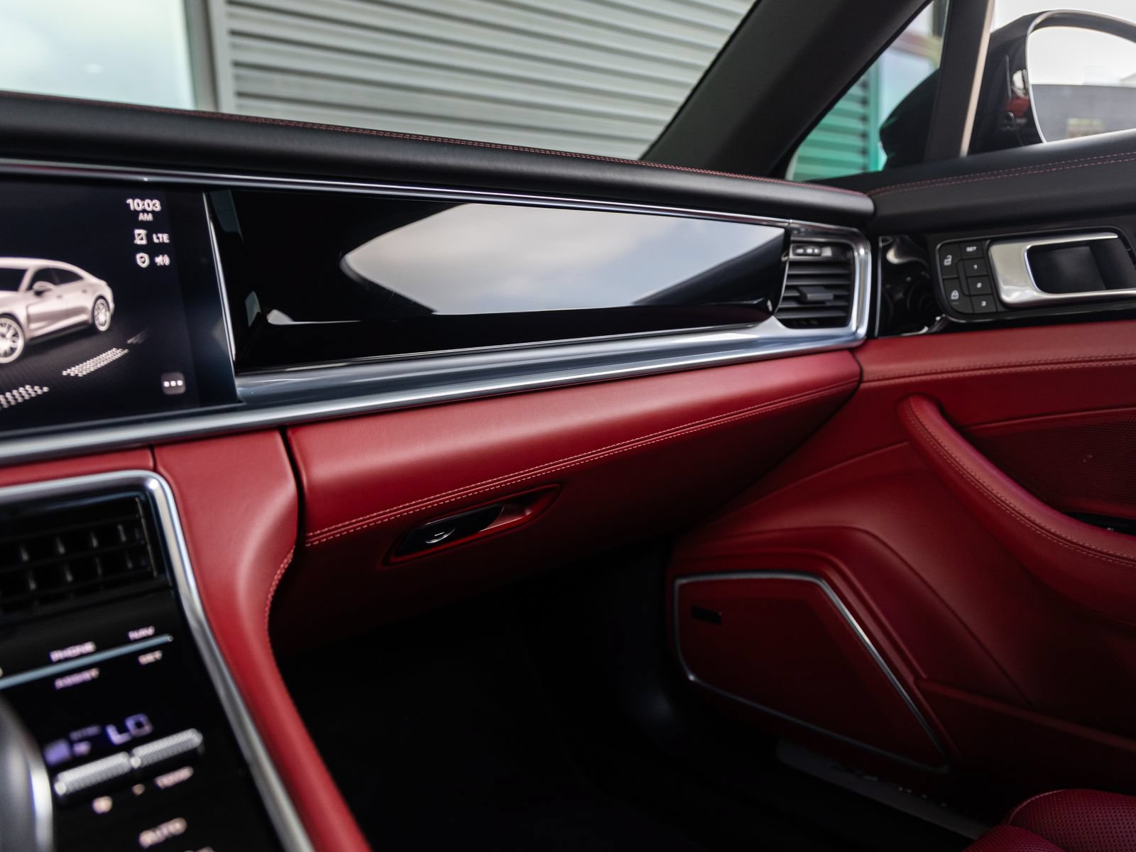 Certified 2023 Porsche Panamera 4S AWD/4WD image 33