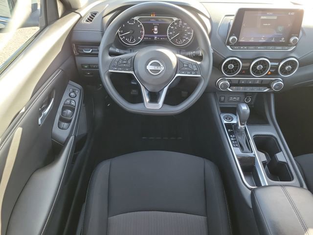 Used 2025 Nissan Sentra SV image 13
