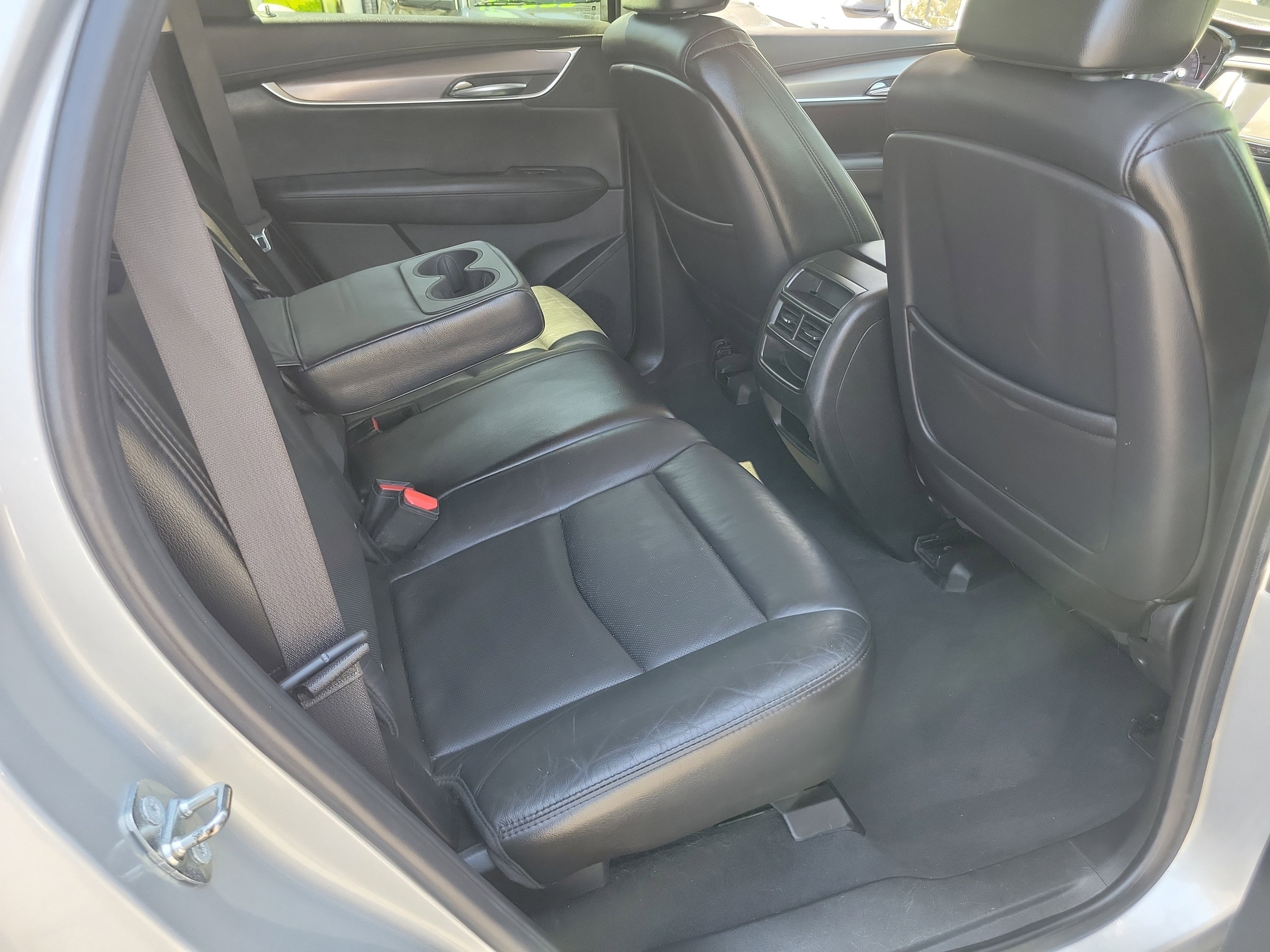 Used 2017 Cadillac XT5 Luxury image 22