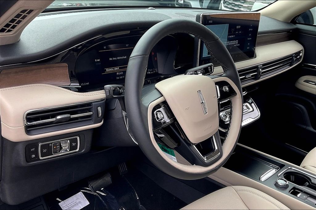 New 2025 Lincoln Corsair Grand Touring w/ Equipment Group 301A image 6