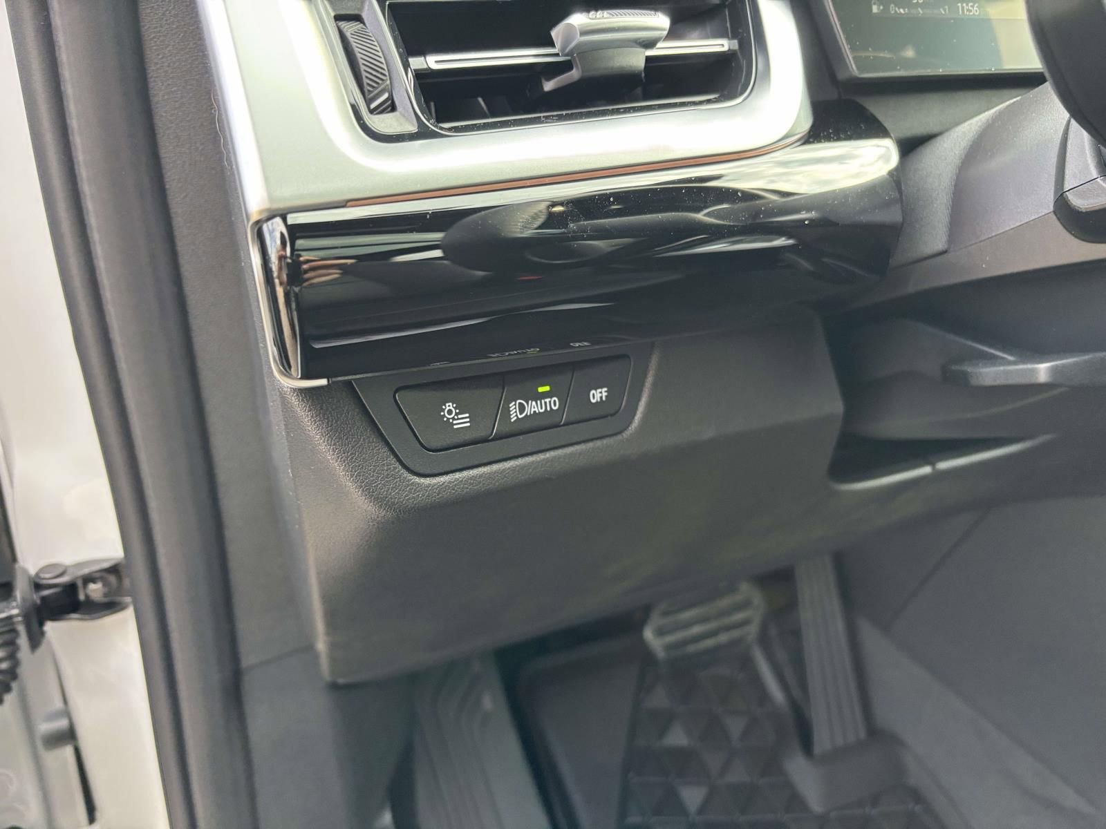 New 2026 BMW X1 xDrive28i w/ Technology Package image 14