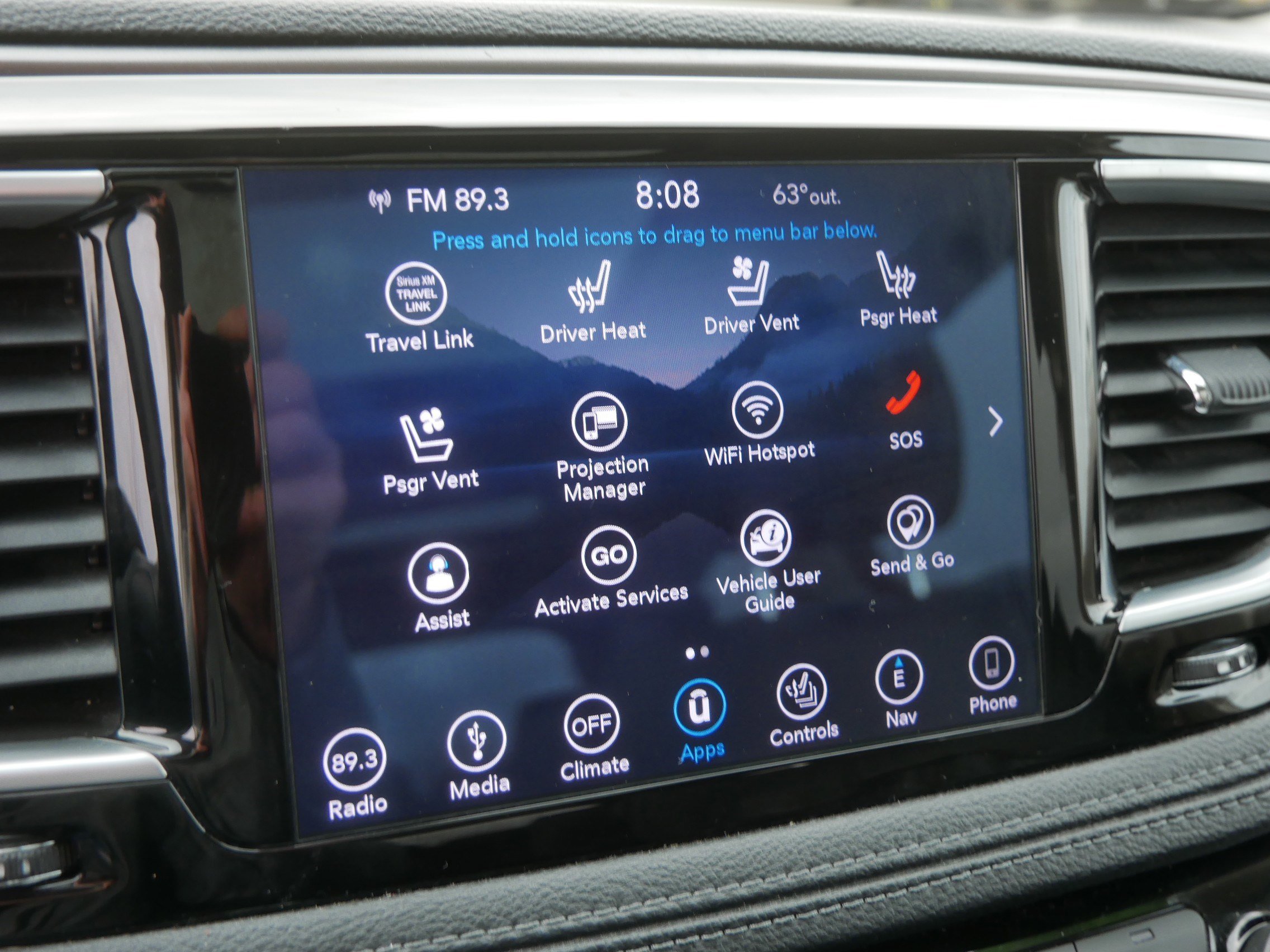 Used 2018 Chrysler Pacifica Limited FWD image 32
