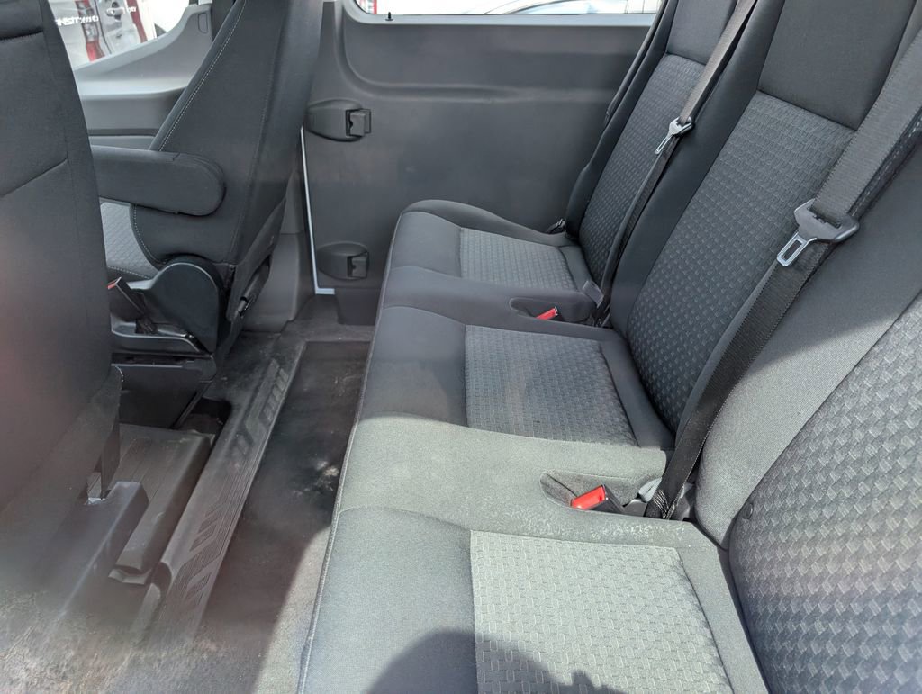 Used 2023 Ford Transit 350 XLT image 10