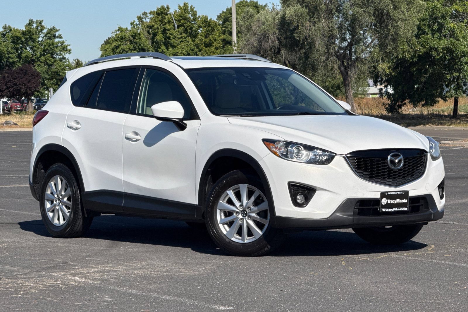Used 2014 MAZDA CX-5 Touring w/ Touring Technology Package FWD image 2