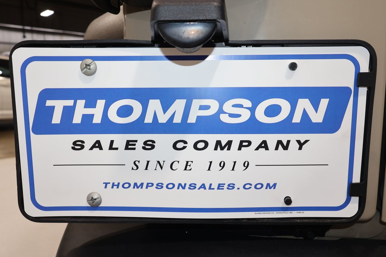 Used 2017 Jeep Wrangler Unlimited Rubicon image 35