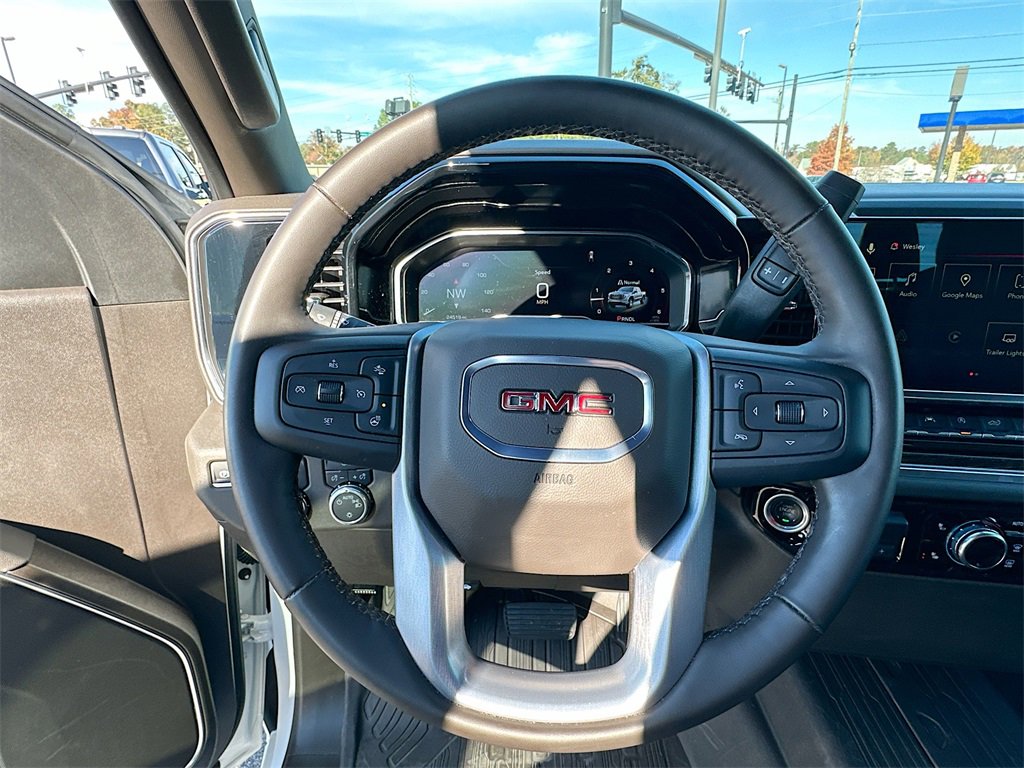 Used 2025 GMC Sierra 1500 SLE image 18