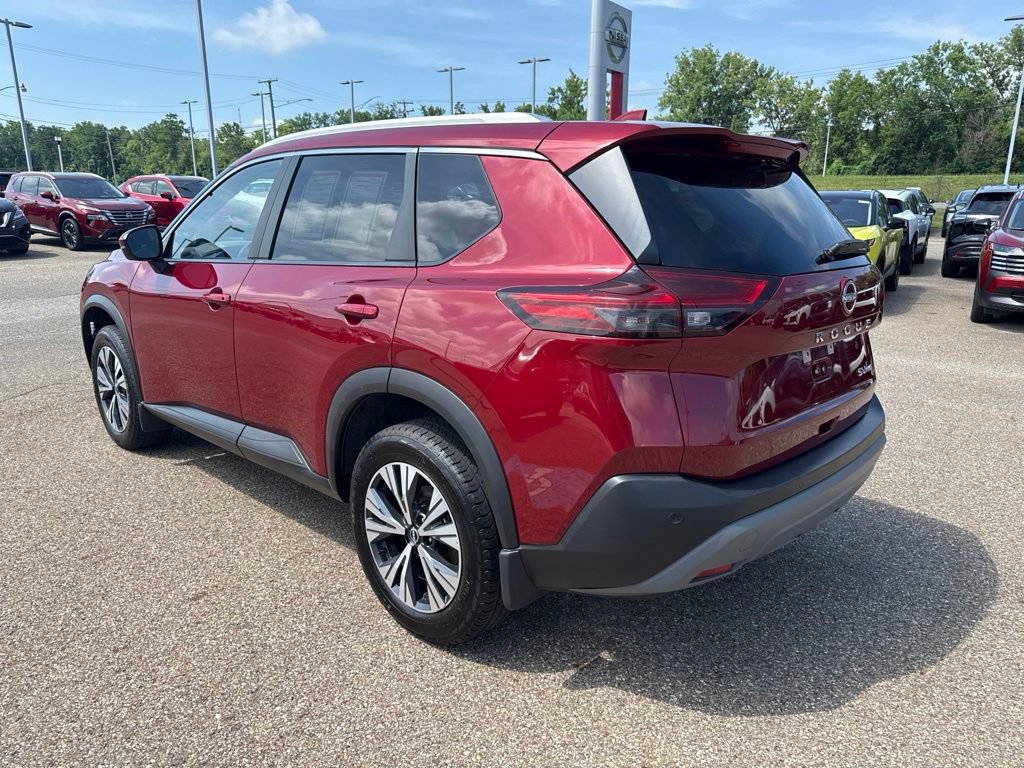 Used 2022 Nissan Rogue SV AWD/4WD image 5