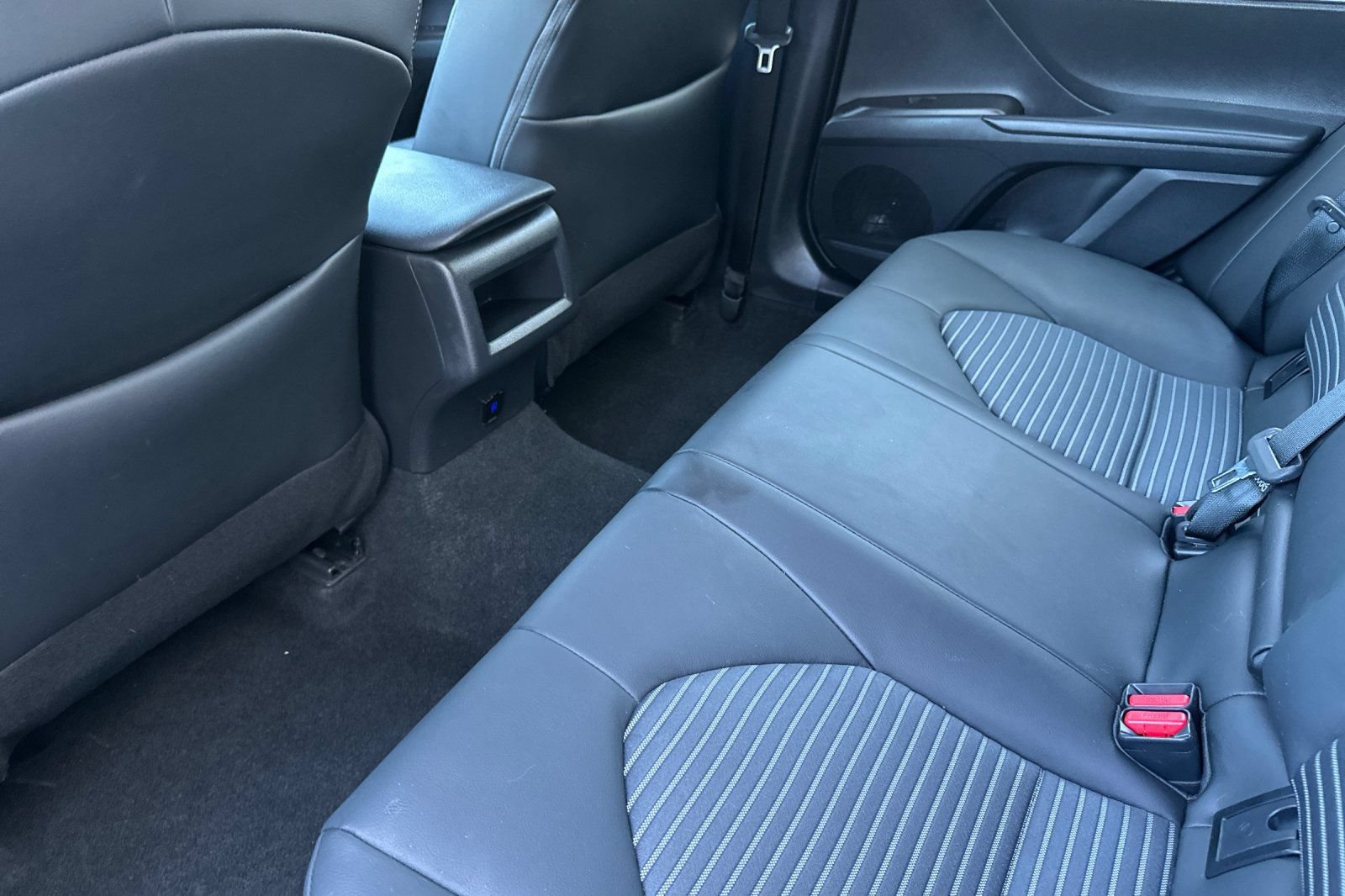 Certified 2024 Toyota Camry SE FWD image 12