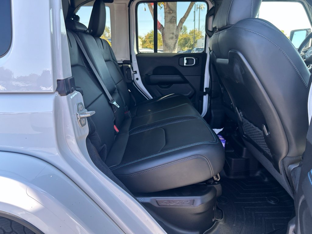 Used 2024 Jeep Wrangler High Altitude AWD/4WD image 22