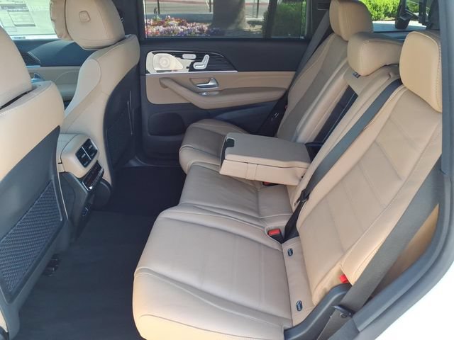 New 2026 Mercedes-Benz GLS 450 4MATIC image 17