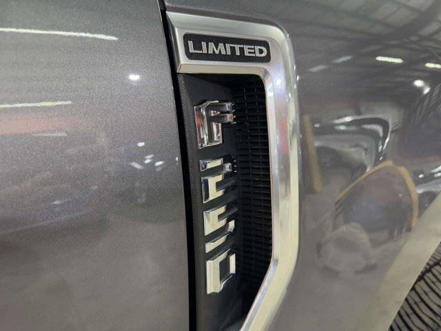 Used 2022 Ford F250 Limited w/ FX4 Off-Road Package AWD/4WD image 20
