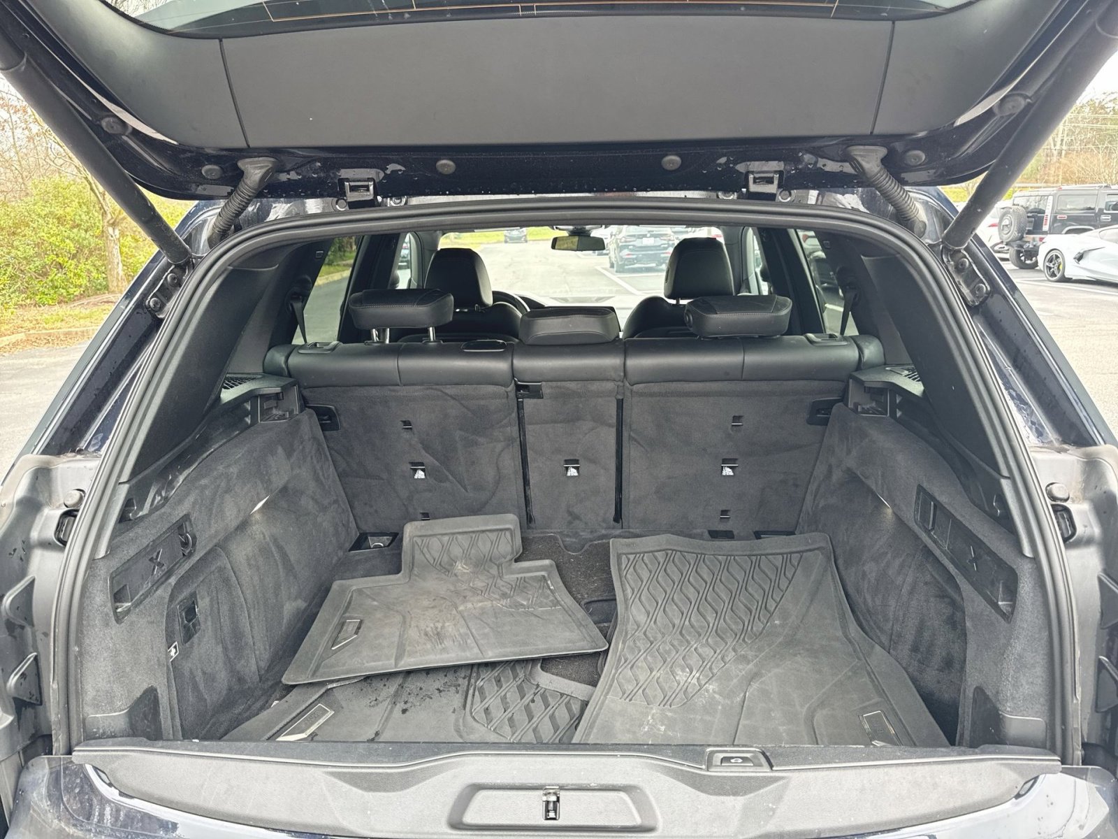 Used 2023 BMW X5 xDrive40i w/ M Sport Package image 28