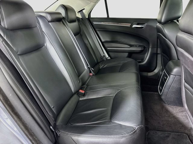 Used 2017 Chrysler 300 Touring w/ Value Package RWD image 29
