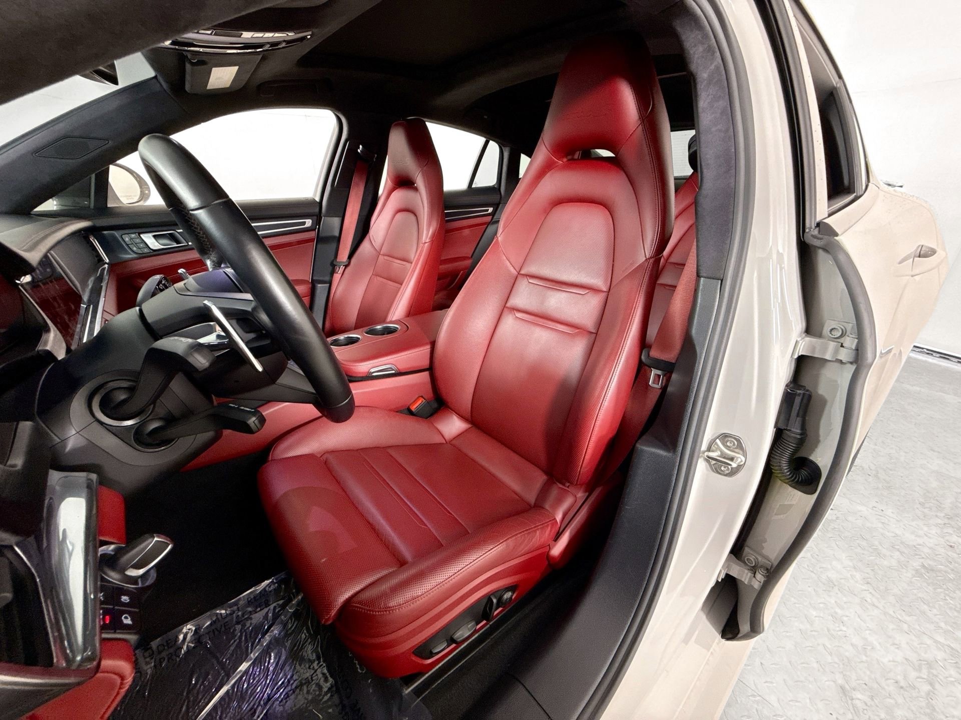 Used 2022 Porsche Panamera Turbo S AWD/4WD image 9
