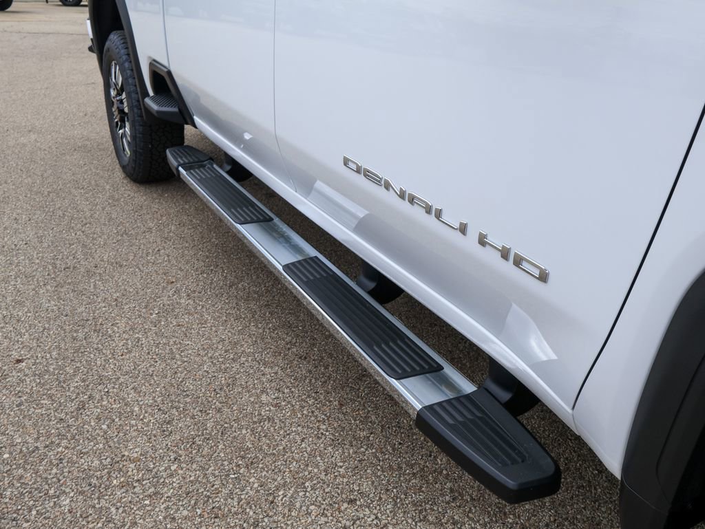 New 2026 GMC Sierra 3500 Denali w/ Denali Reserve Package AWD/4WD image 7