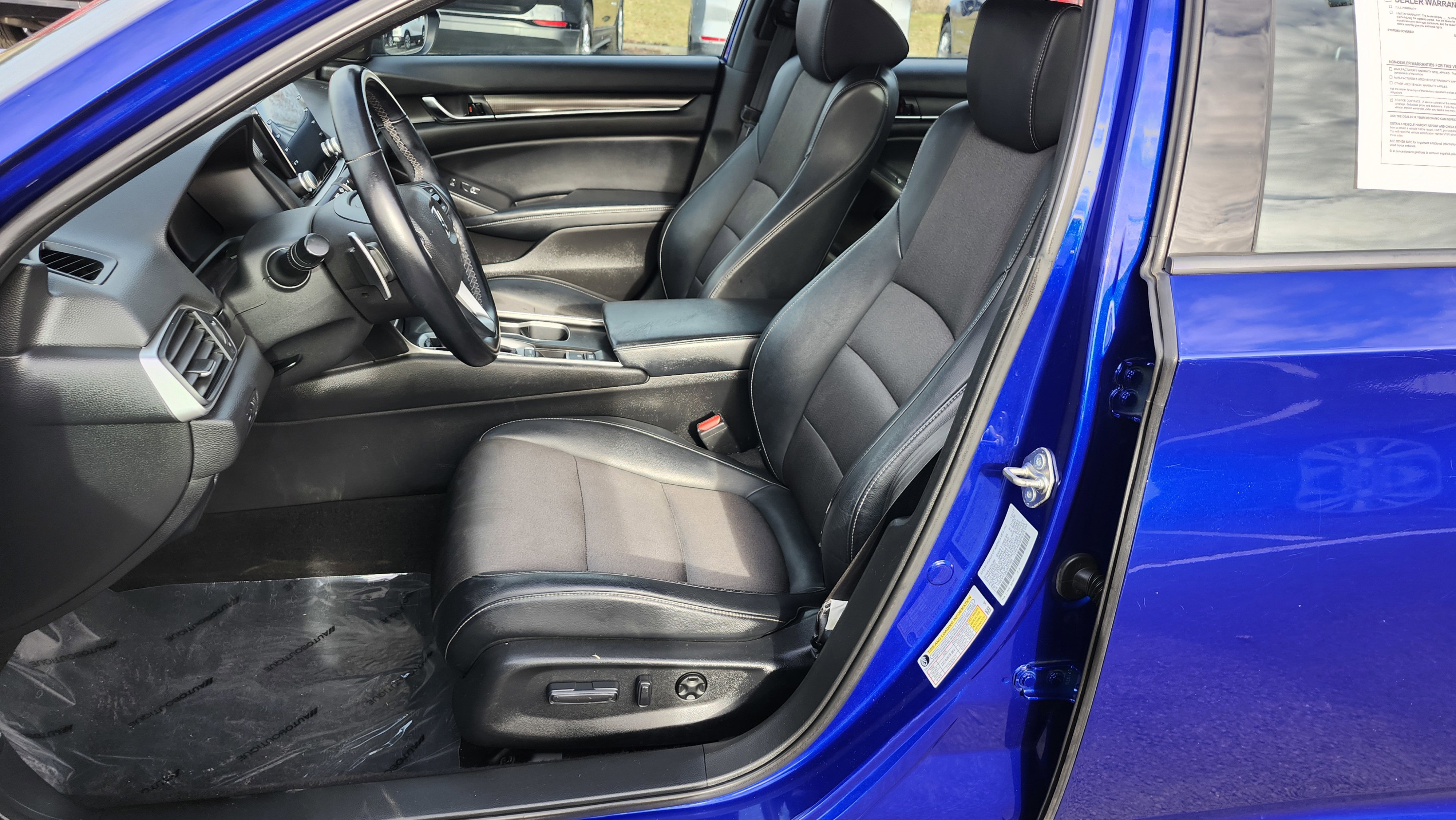 Used 2018 Honda Accord Sport image 22