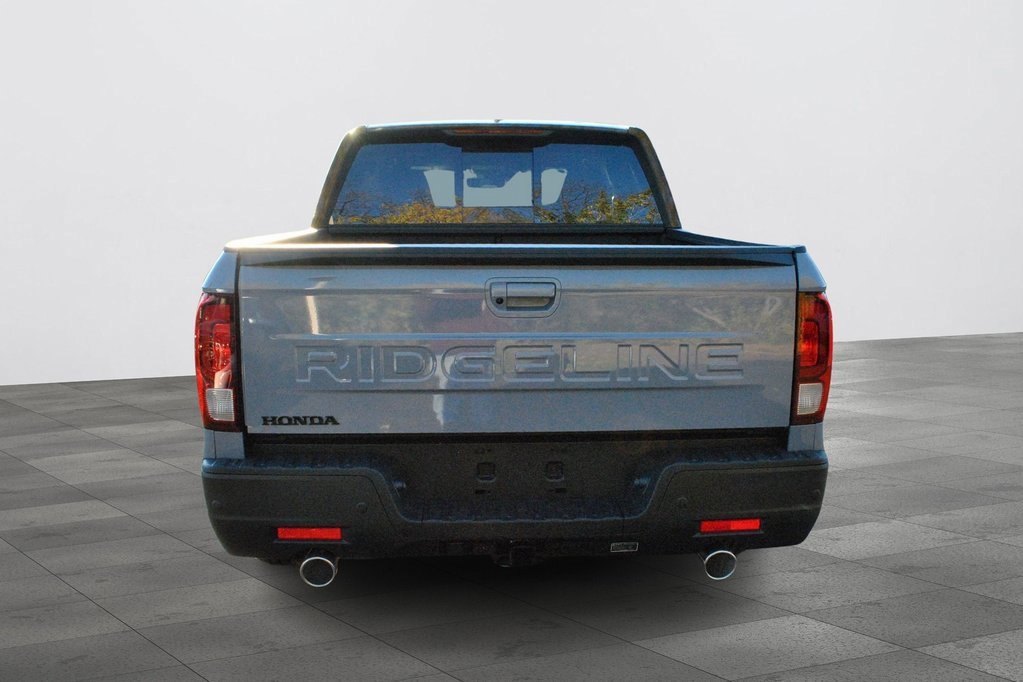 New 2026 Honda Ridgeline Black Edition image 4