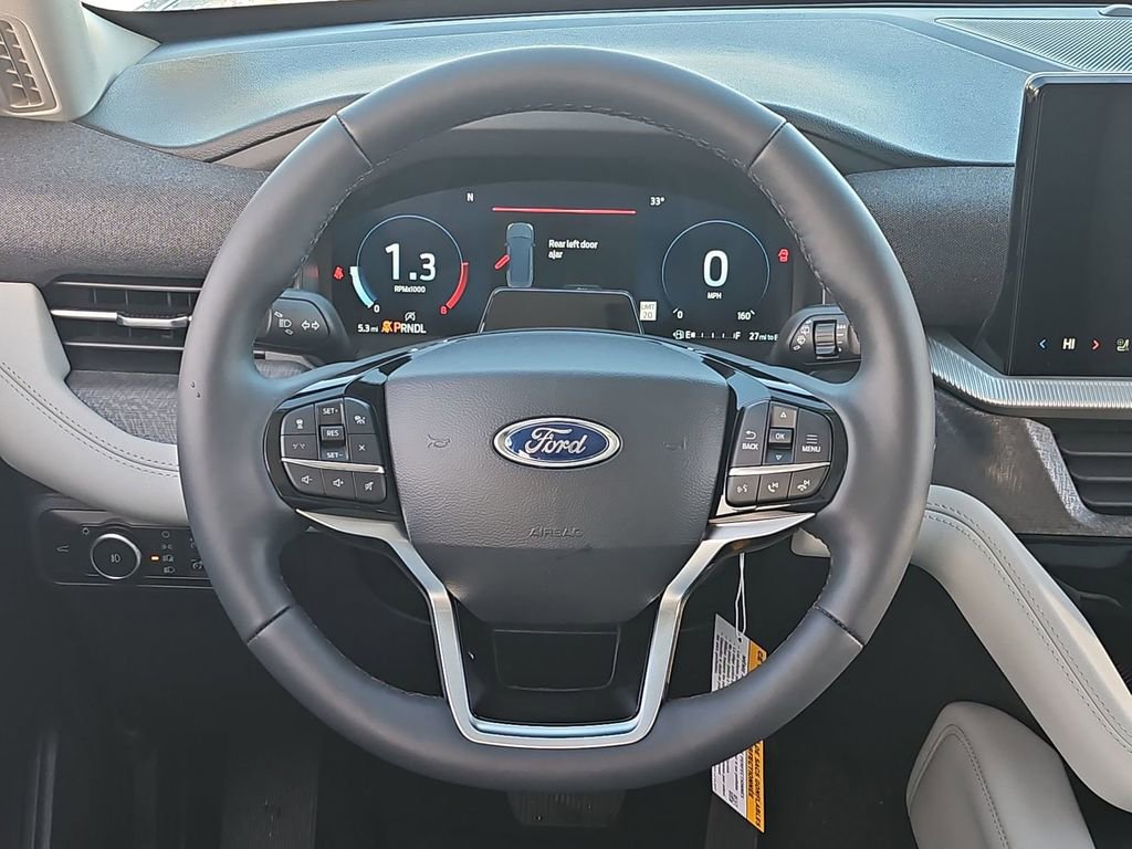 Used 2026 Ford Explorer Platinum w/ LUX Leather Package image 47