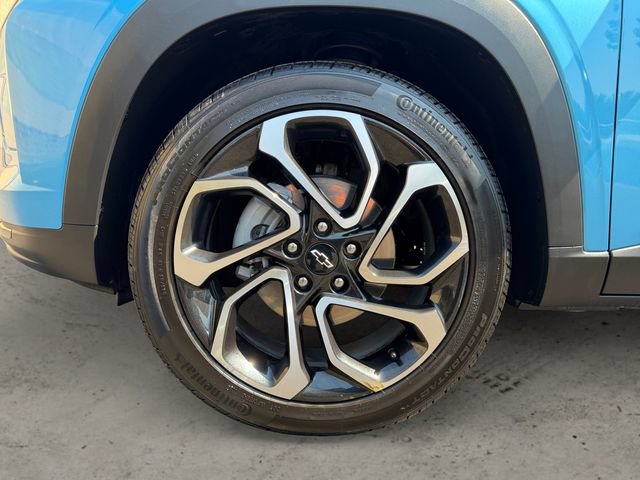 Used 2025 Chevrolet Trax RS w/ Sunroof Package FWD image 9