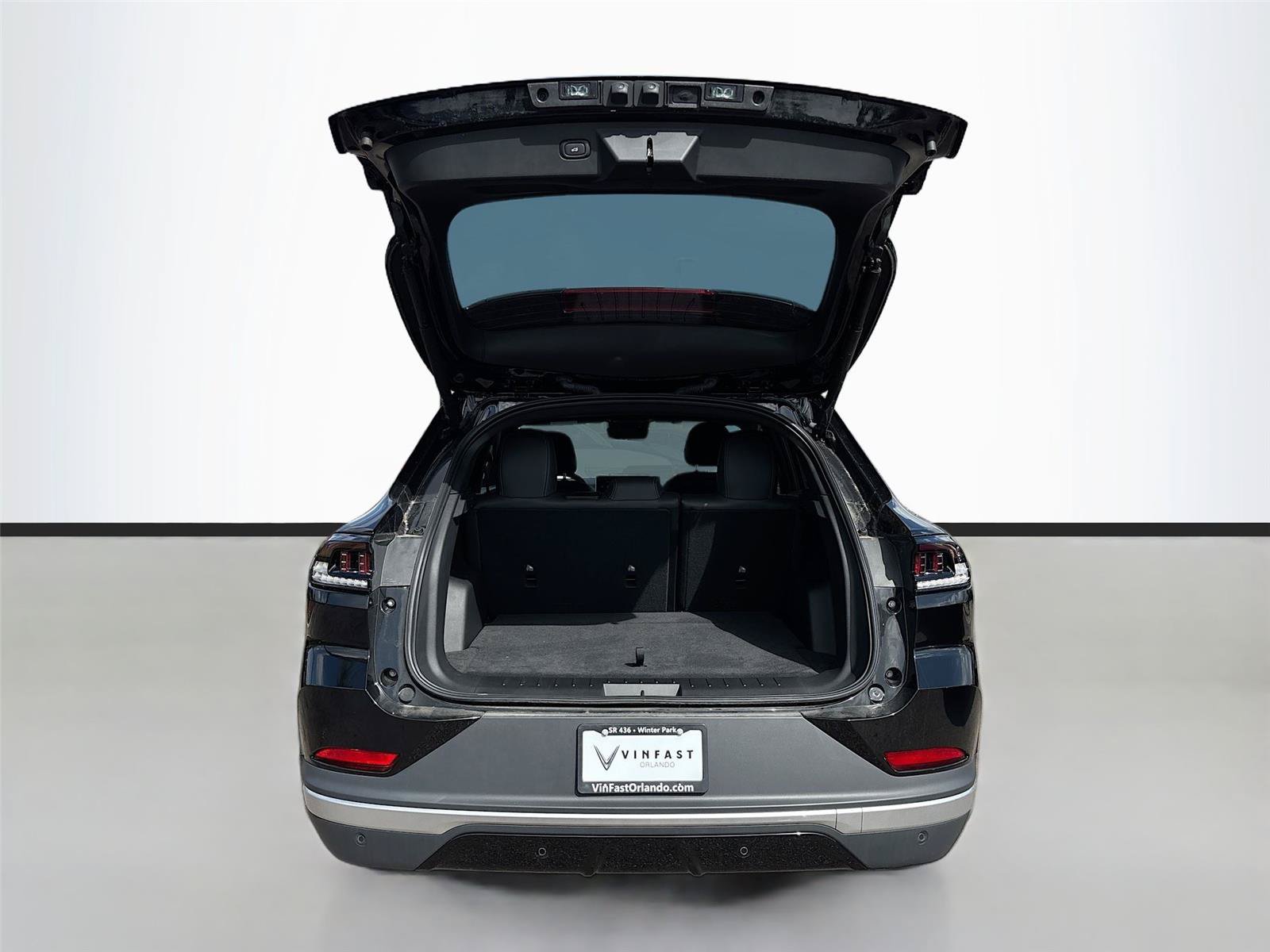 New 2025 VinFast VF 8 Plus AWD/4WD image 25