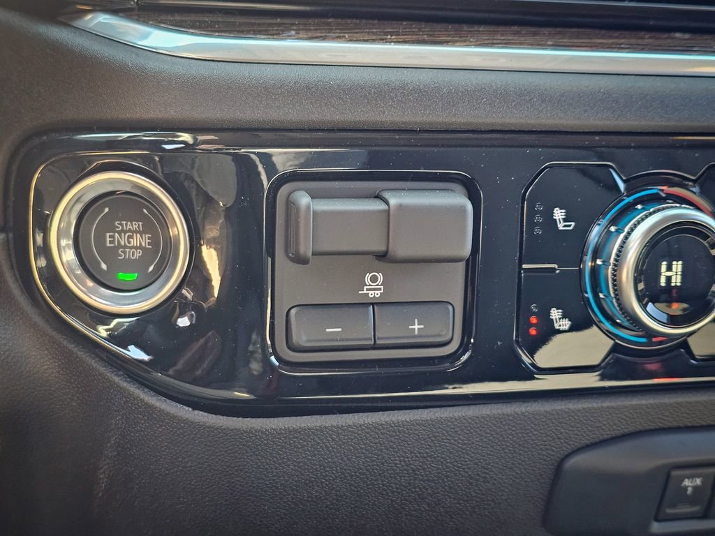 New 2026 GMC Sierra 2500 SLE image 26