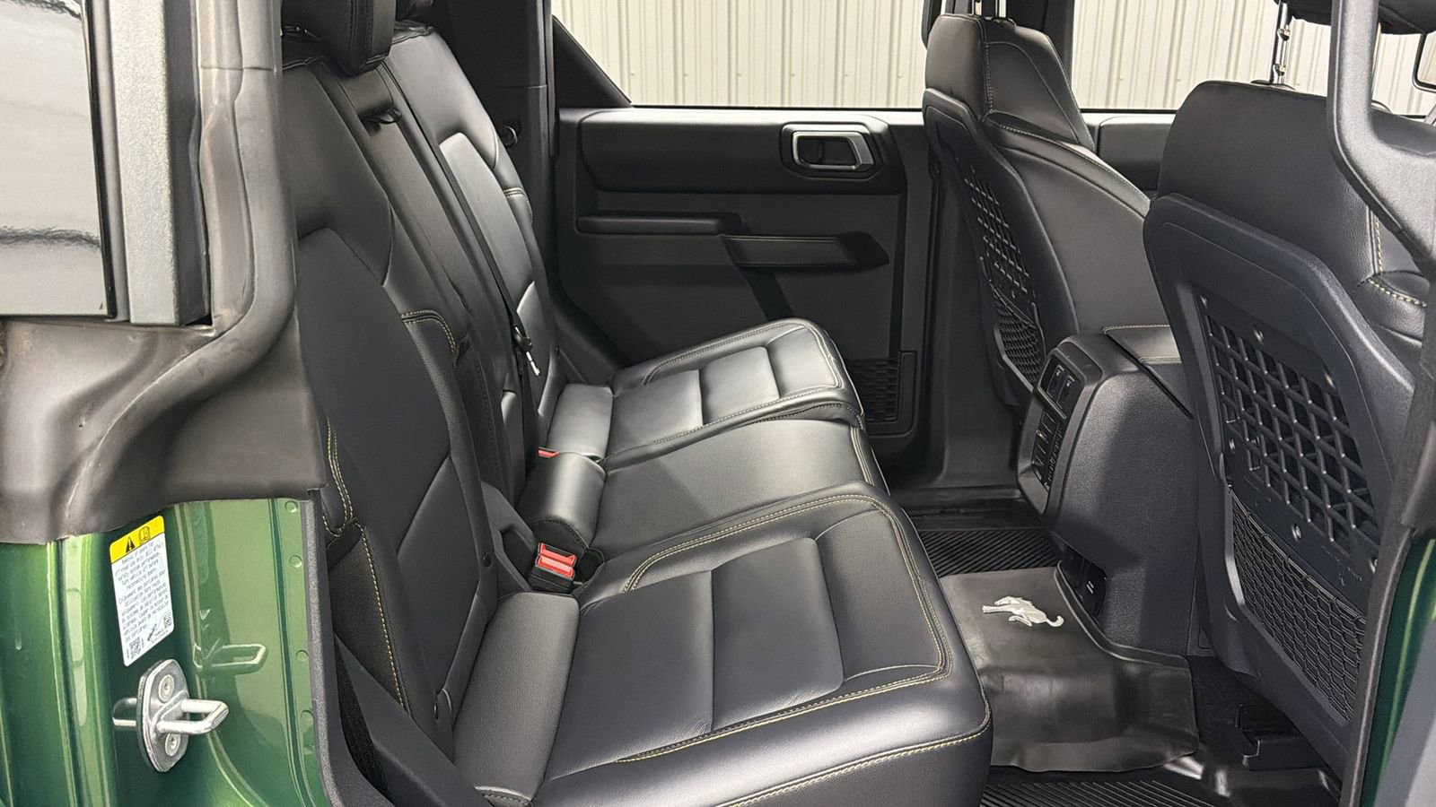 Used 2025 Ford Bronco Badlands image 37