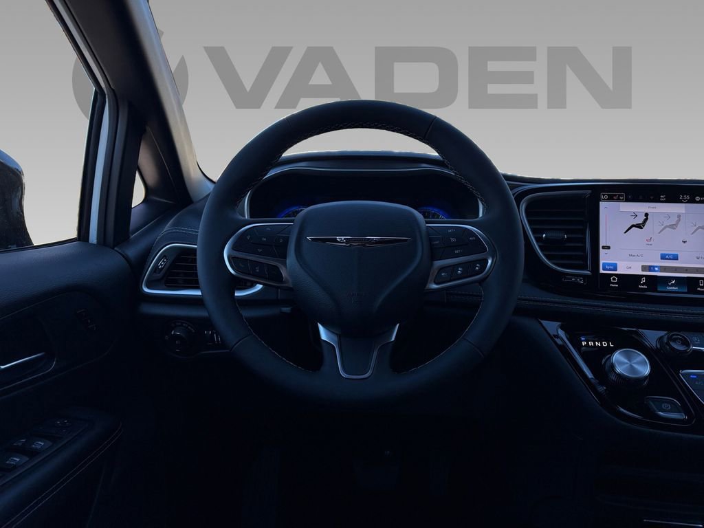 New 2026 Chrysler Pacifica Select image 12