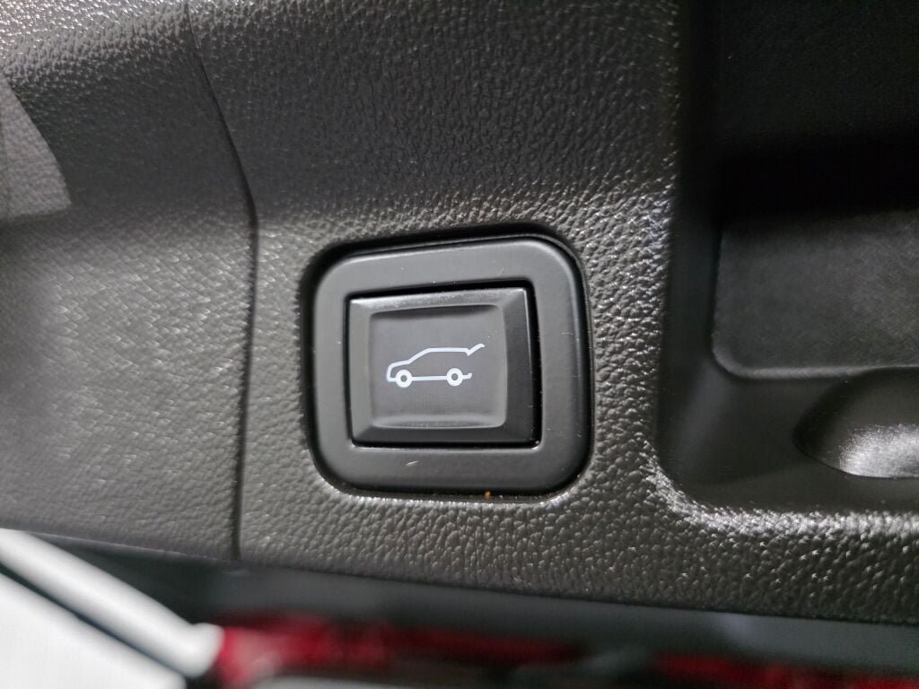 Used 2020 GMC Acadia SLE w/ Driver Convenience Package AWD/4WD image 19