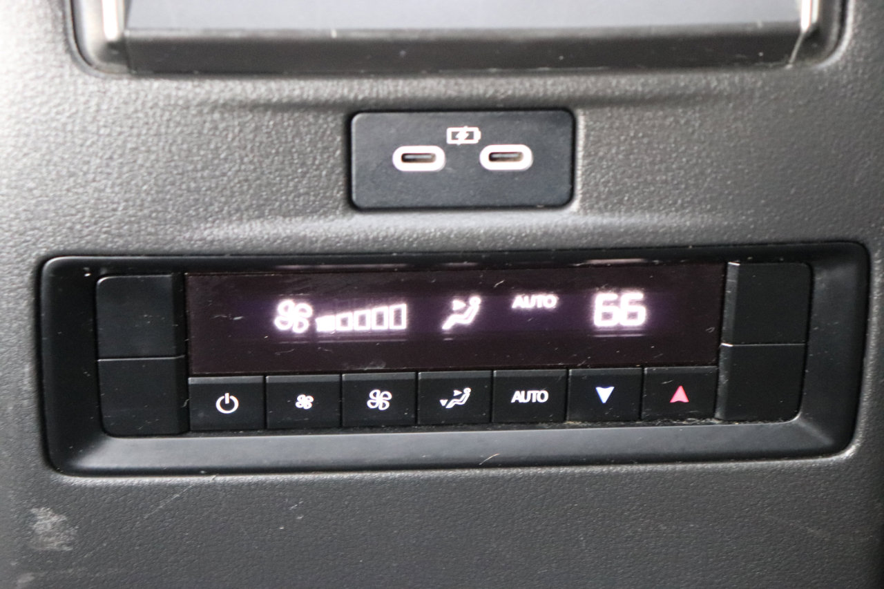Used 2025 MAZDA CX-90 3.3 Turbo w/ Preferred Package image 24