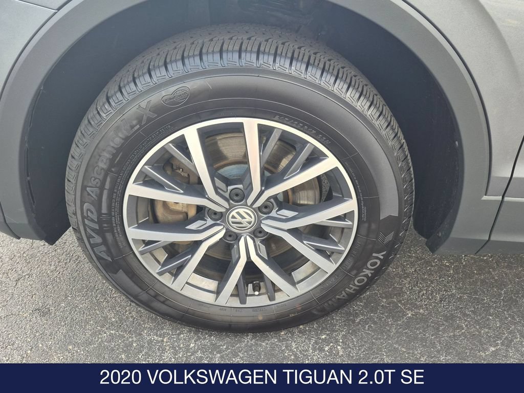 Used 2020 Volkswagen Tiguan SE w/ Panoramic Sunroof Package AWD/4WD image 10