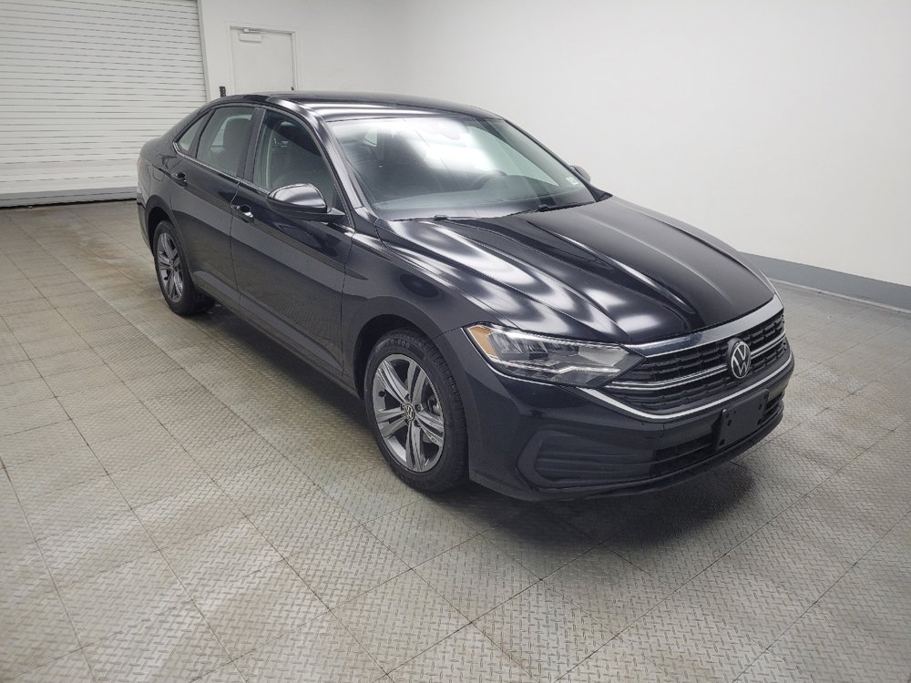 Used 2024 Volkswagen Jetta SE image 11