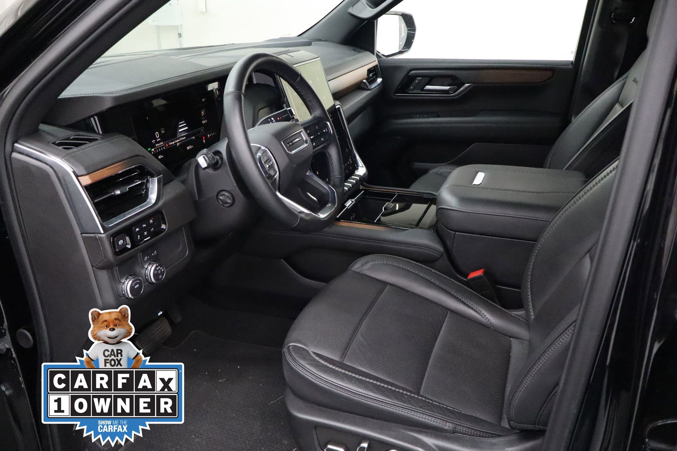 Used 2025 GMC Yukon Denali image 22