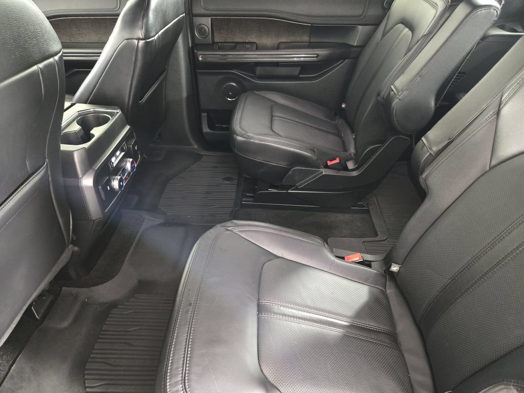 Used 2020 Ford Expedition Max Limited w/ Equipment Group 301A RWD image 33