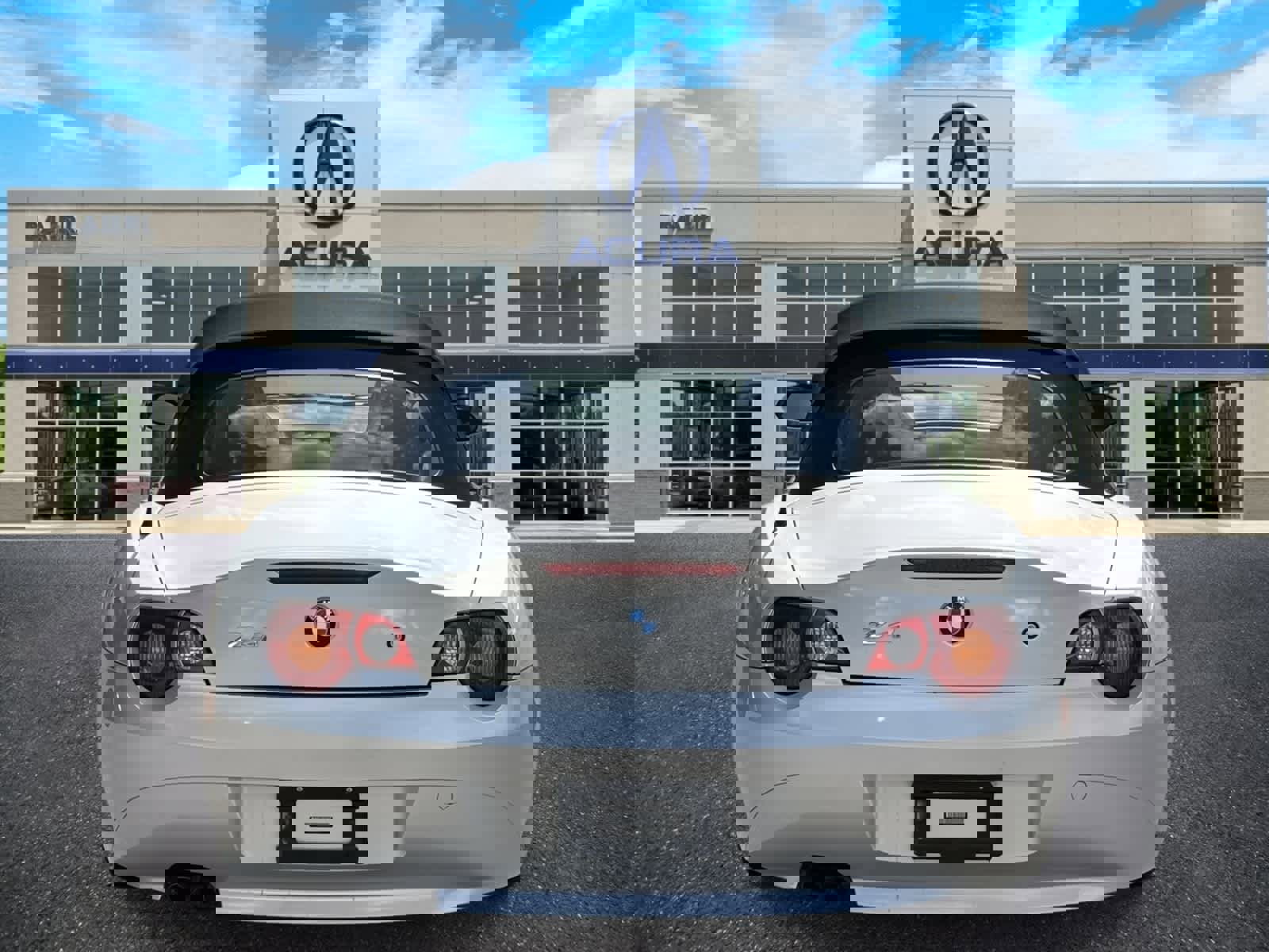 Used 2004 BMW Z4 2.5i image 5