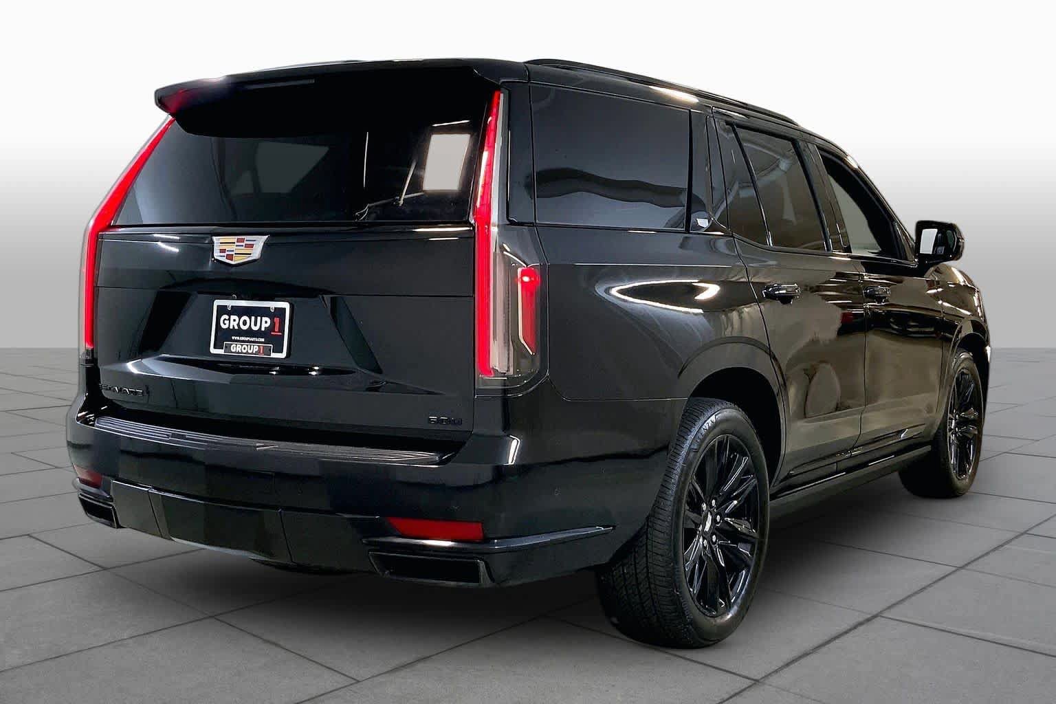 Used 2022 Cadillac Escalade Sport w/ Touring Package AWD/4WD image 12