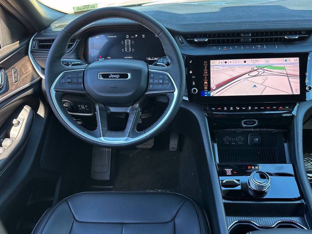 New 2027 Jeep Grand Cherokee Limited AWD/4WD image 22