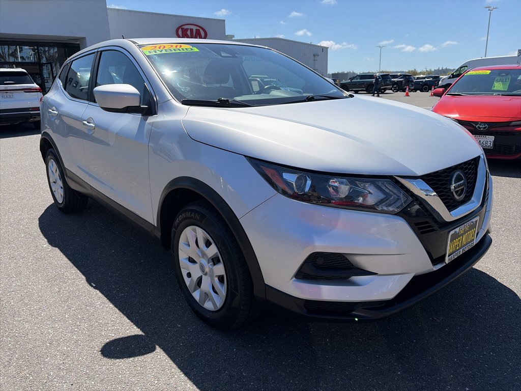 Used 2020 Nissan Rogue Sport S FWD image 8
